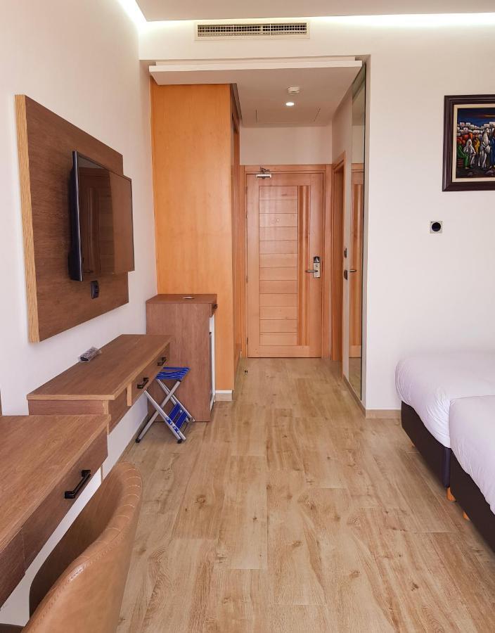 Surf One Hotel Tamraght 外观 照片